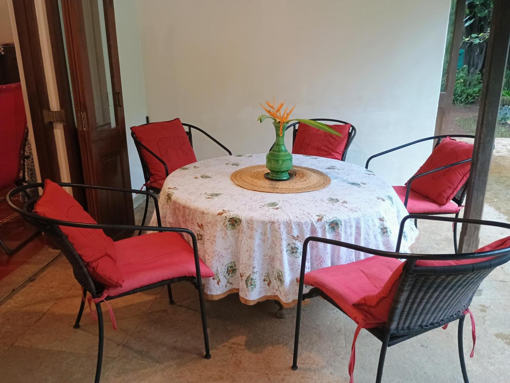 Banyan House - Luxurious 4 Bedroom Villa On One Acre, Near The Beach Nagaon  Exterior foto